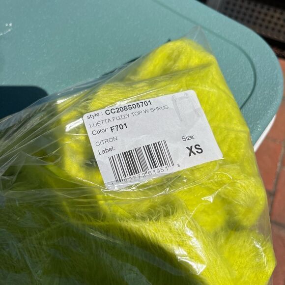 Alice and Olivia Luetta Sweater Shrug Set NWT - Picture 8 of 13